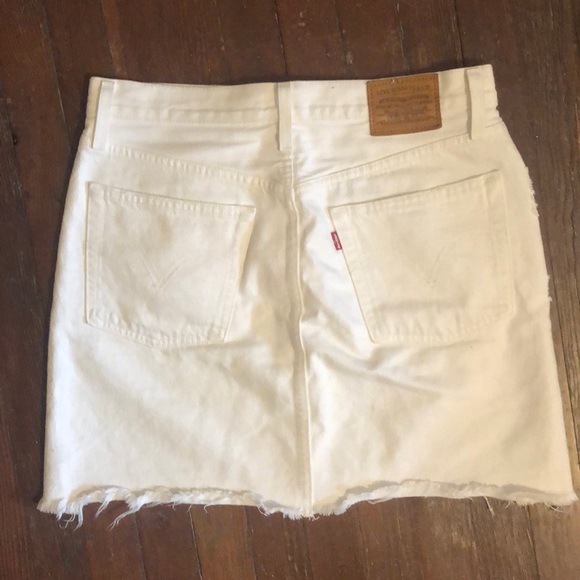 Levi’s High Rise Deconstructed Button Fly Skirt - Picture 3 of 5